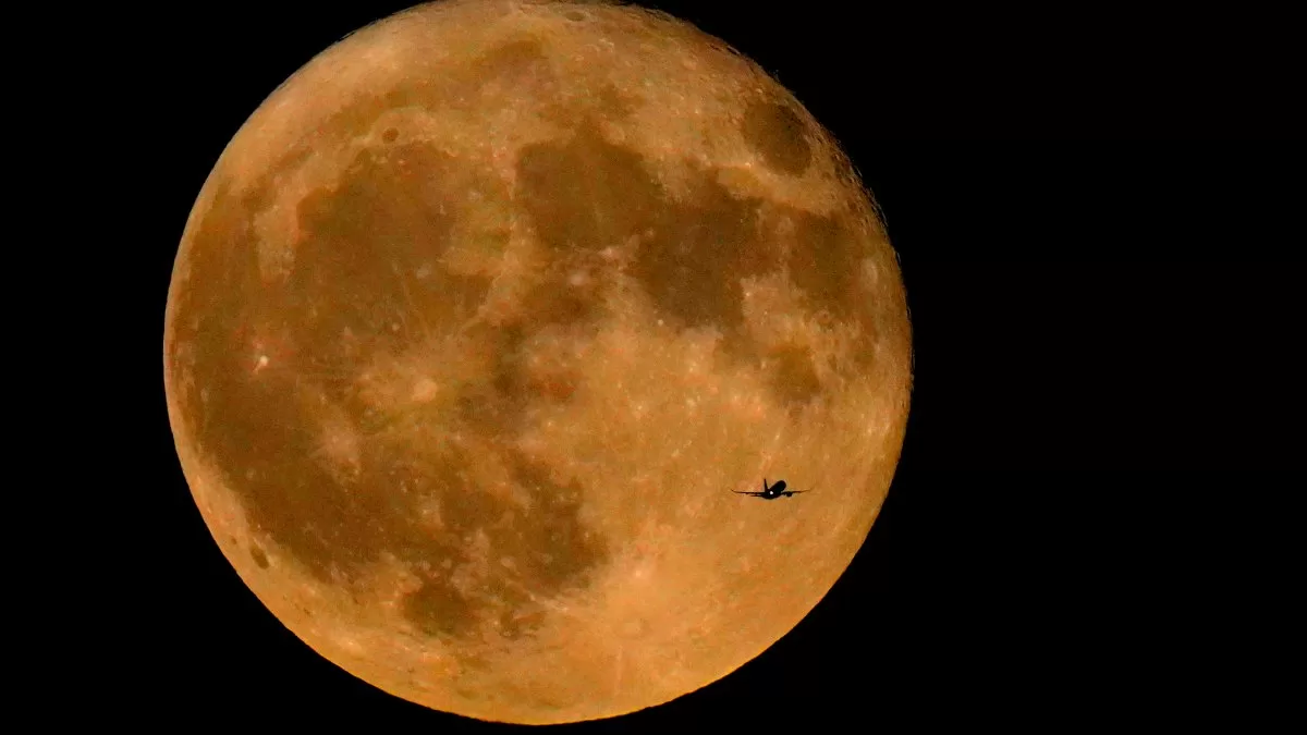 Two supermoons will grace the nights of August: this is how you can see them in southern California
