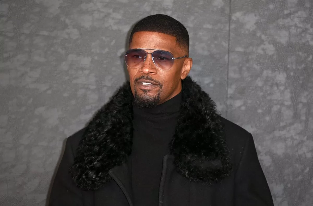 Actor Jamie Foxx apologizes to the Jewish community for a social media post
