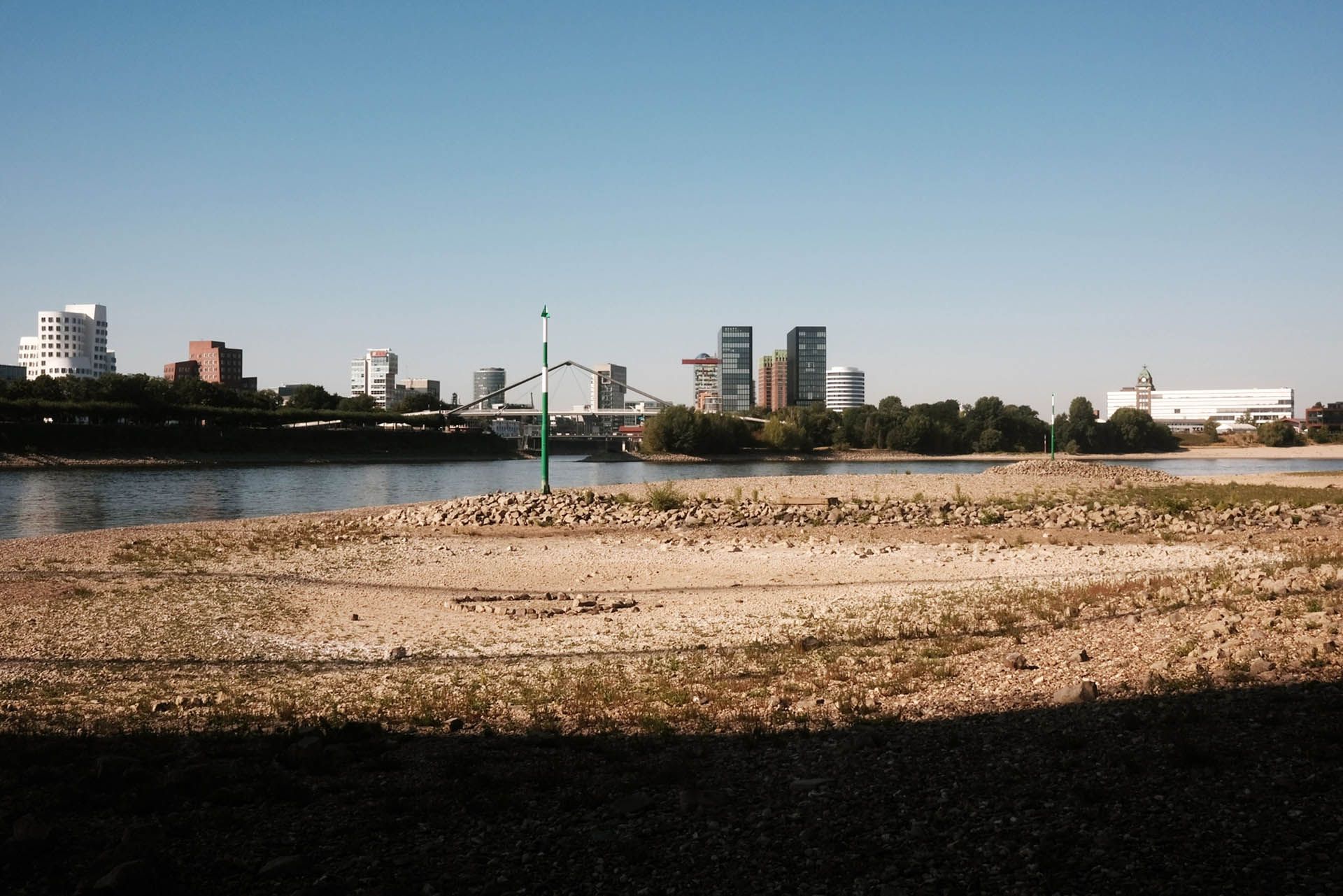 An exposed section of the Rhine riverbed in Düsseldorf.  (PHOTO: Bloomberg)