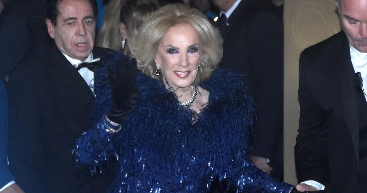 Mirtha Legrand resumed talks with a television channel to return to her classic program on Saturday nights
