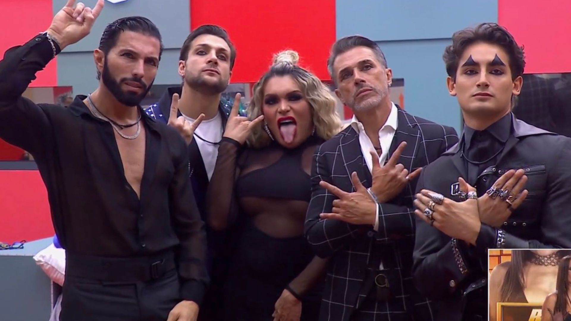 Team Infierno reaches the final, but only with four members (Screenshot)