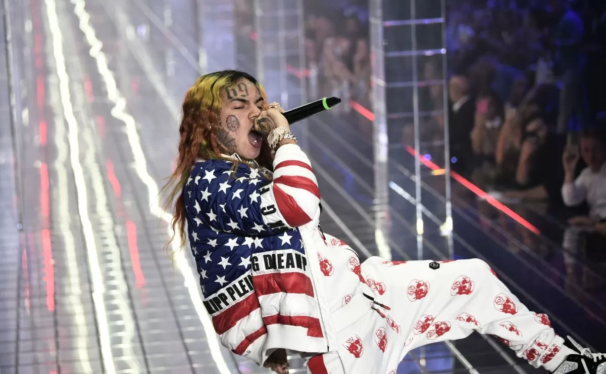 Yailin "the most viral" and Tekashi 6ix9ine take a new step and already live together

