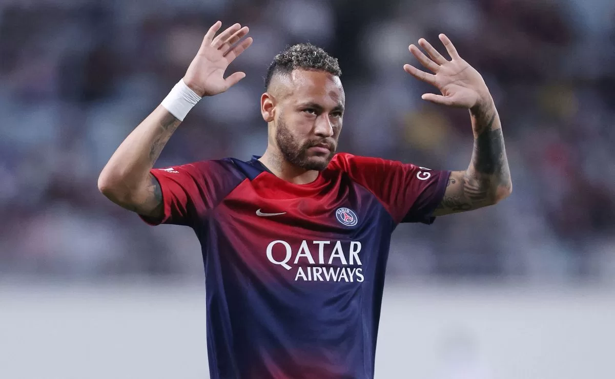 PSG puts a price on Neymar Jr. and the French team wants to get out of the Brazilian as soon as possible
