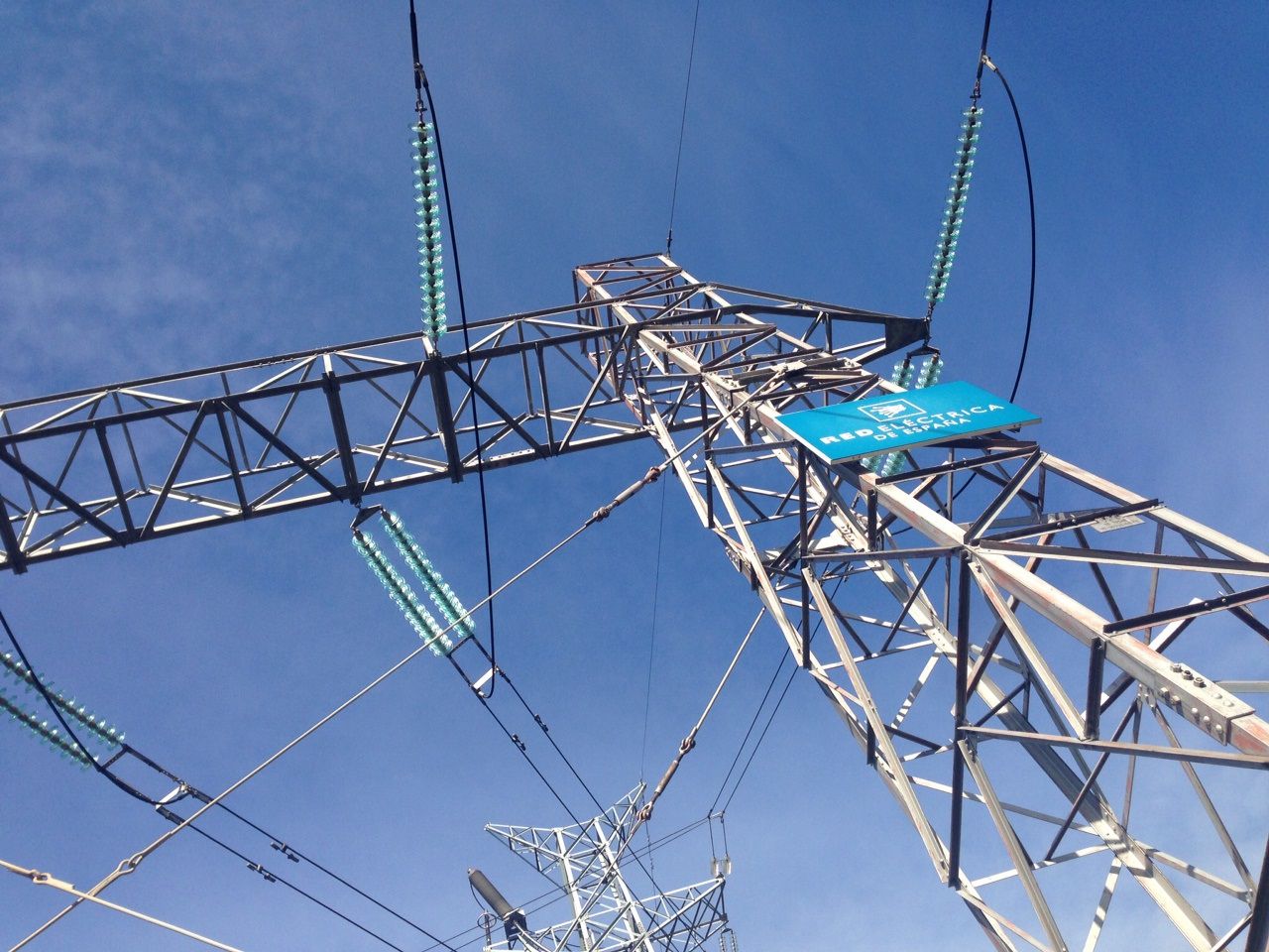 01-07-2014 Power lines, light EUROPE SPAIN ECONOMY
