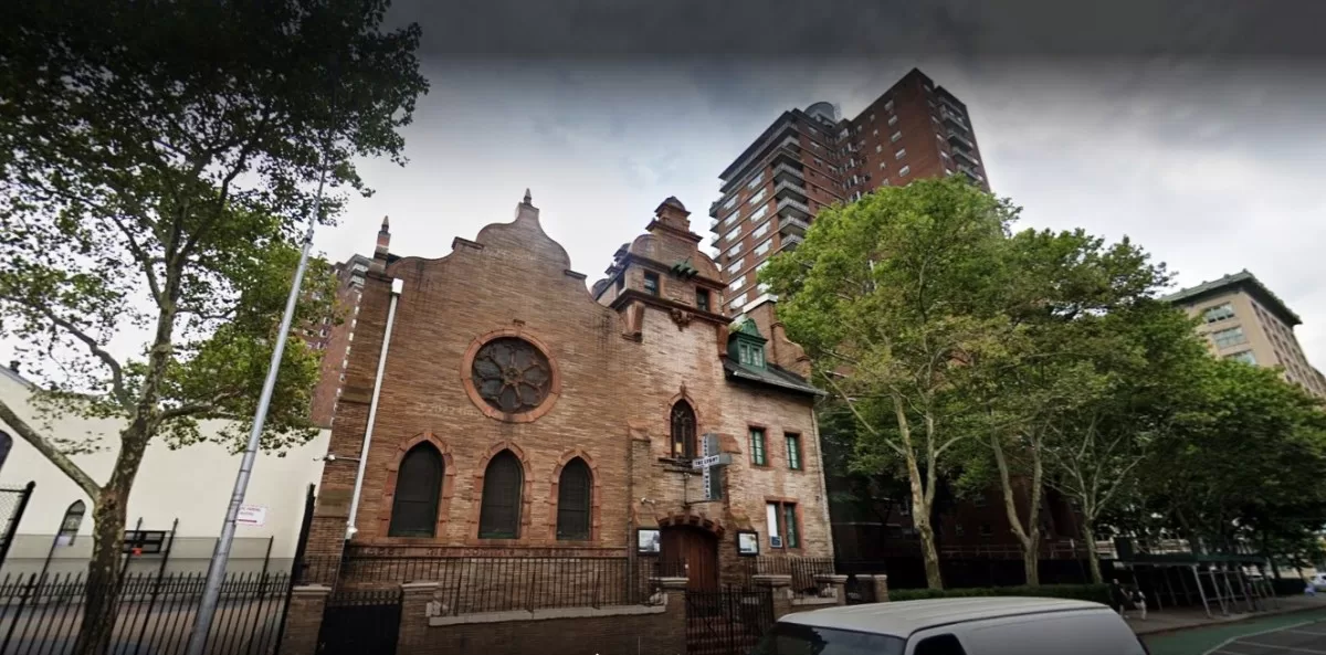 There is no safe place: woman was abused in front of church in New York
