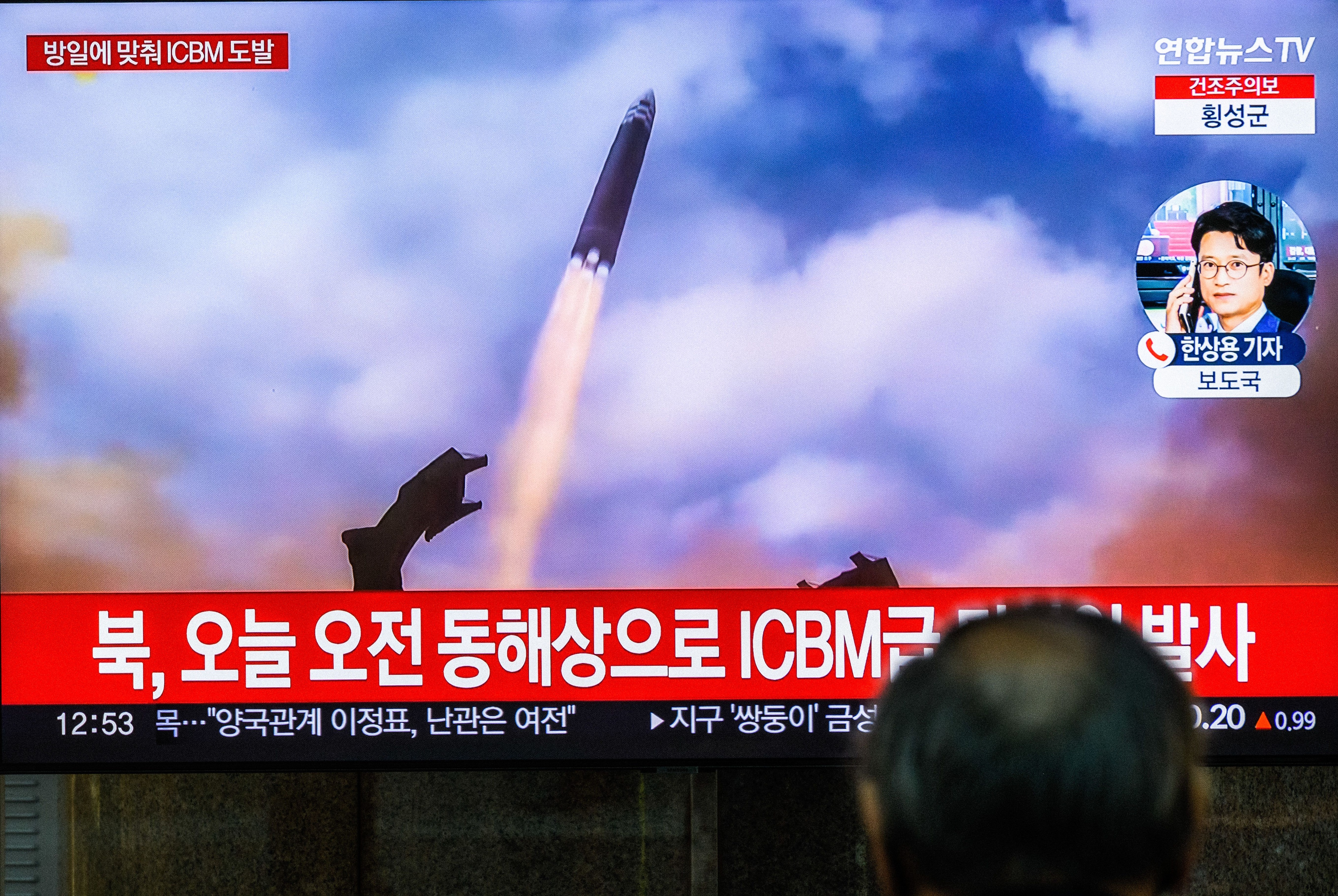 A television screen shows a file picture of North Korea's long-range ballistic missile launch during a news program at the Yongsanl train station in Seoul.  Europa Press/Contact/Kim Jae-Hwan/File
