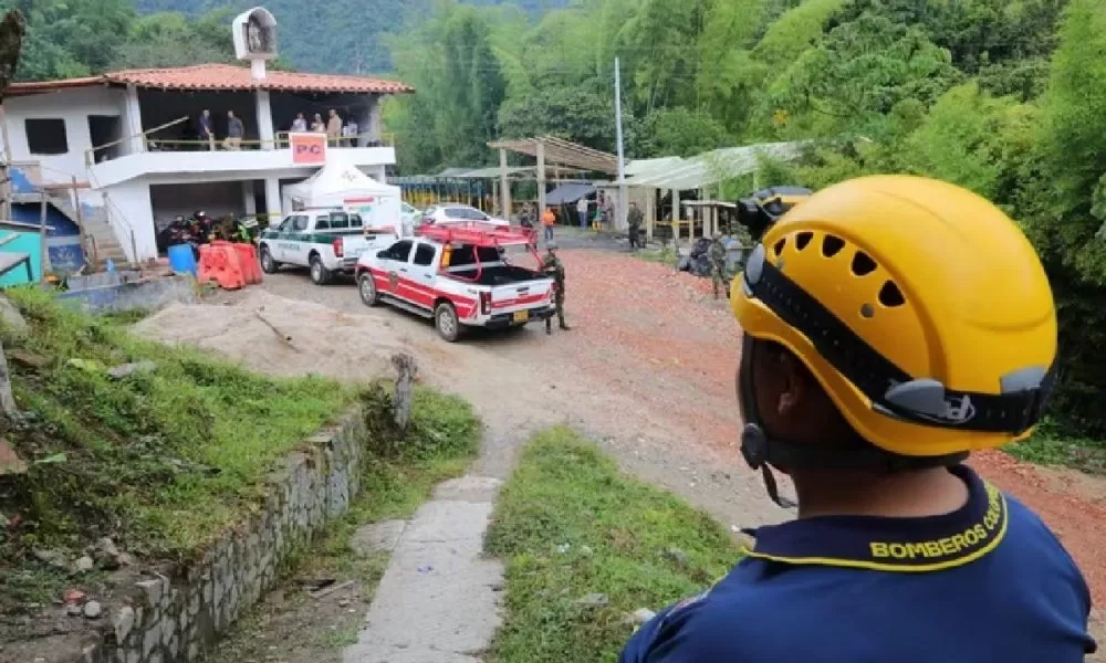 Hallan cuerpos sin vida de seis mineros atrapados en socavón de Amagá, Antioquia. Foto: Twitter Aníbal Gaviria.