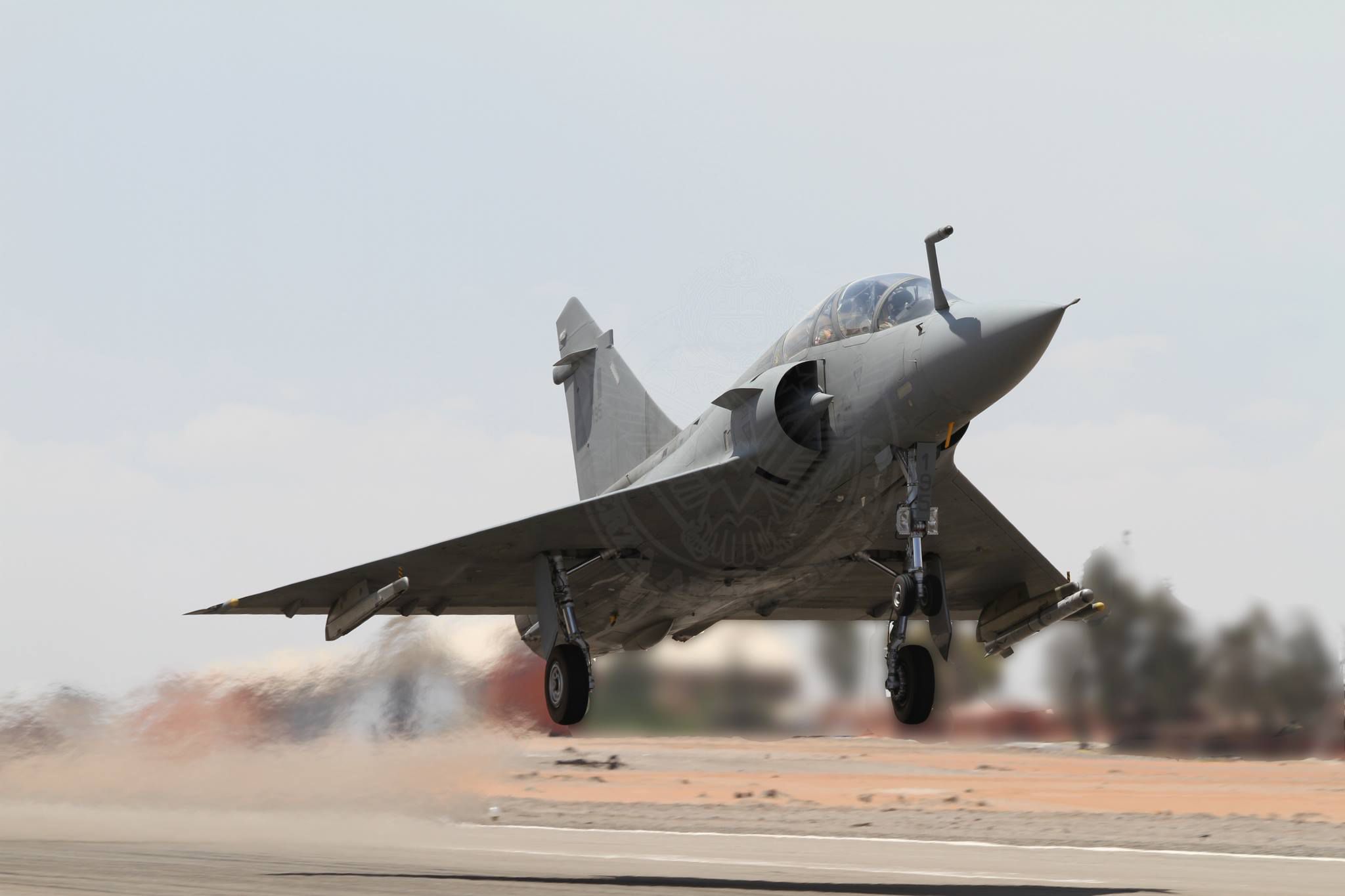 The Mirage 2000 is a fourth generation jet fighter belonging to the ranks of the Armed Air Force.  (FAP)
