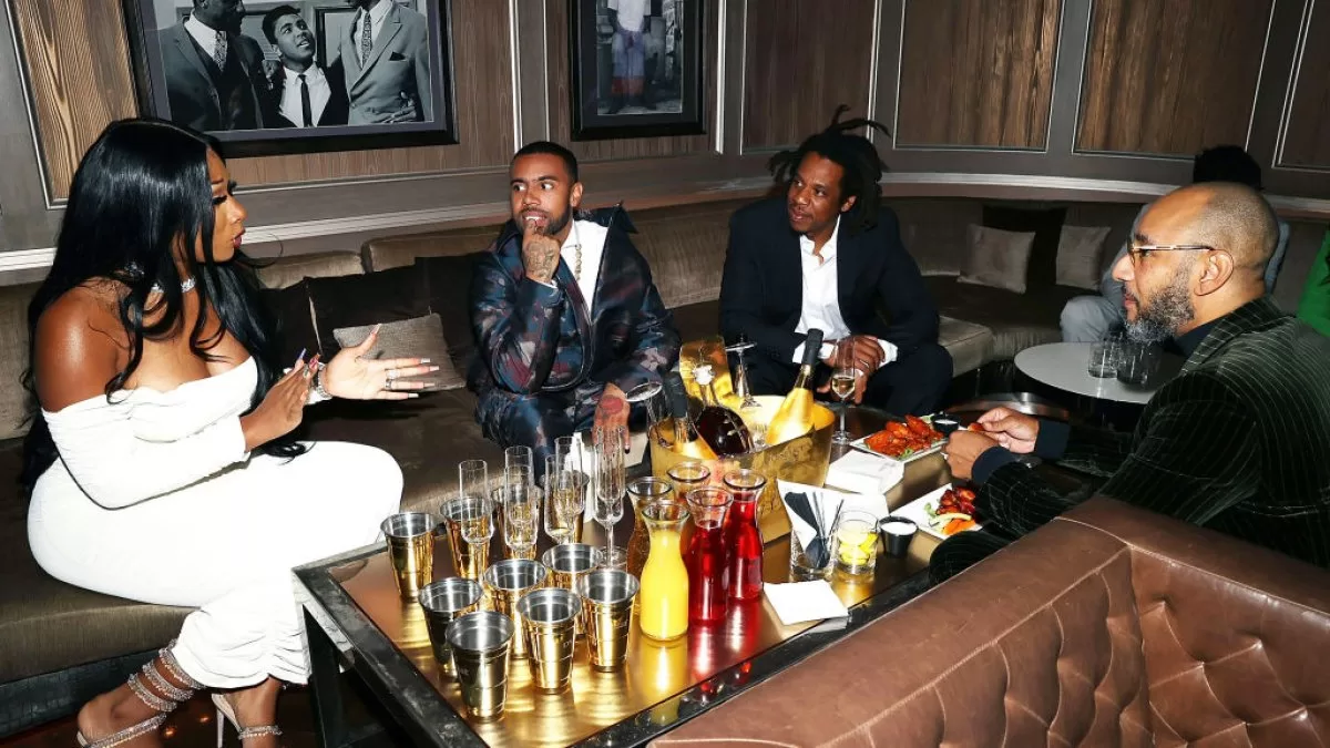 40/40 Club, the popular bar of rapper Jay-Z, closes its doors in Manhattan

