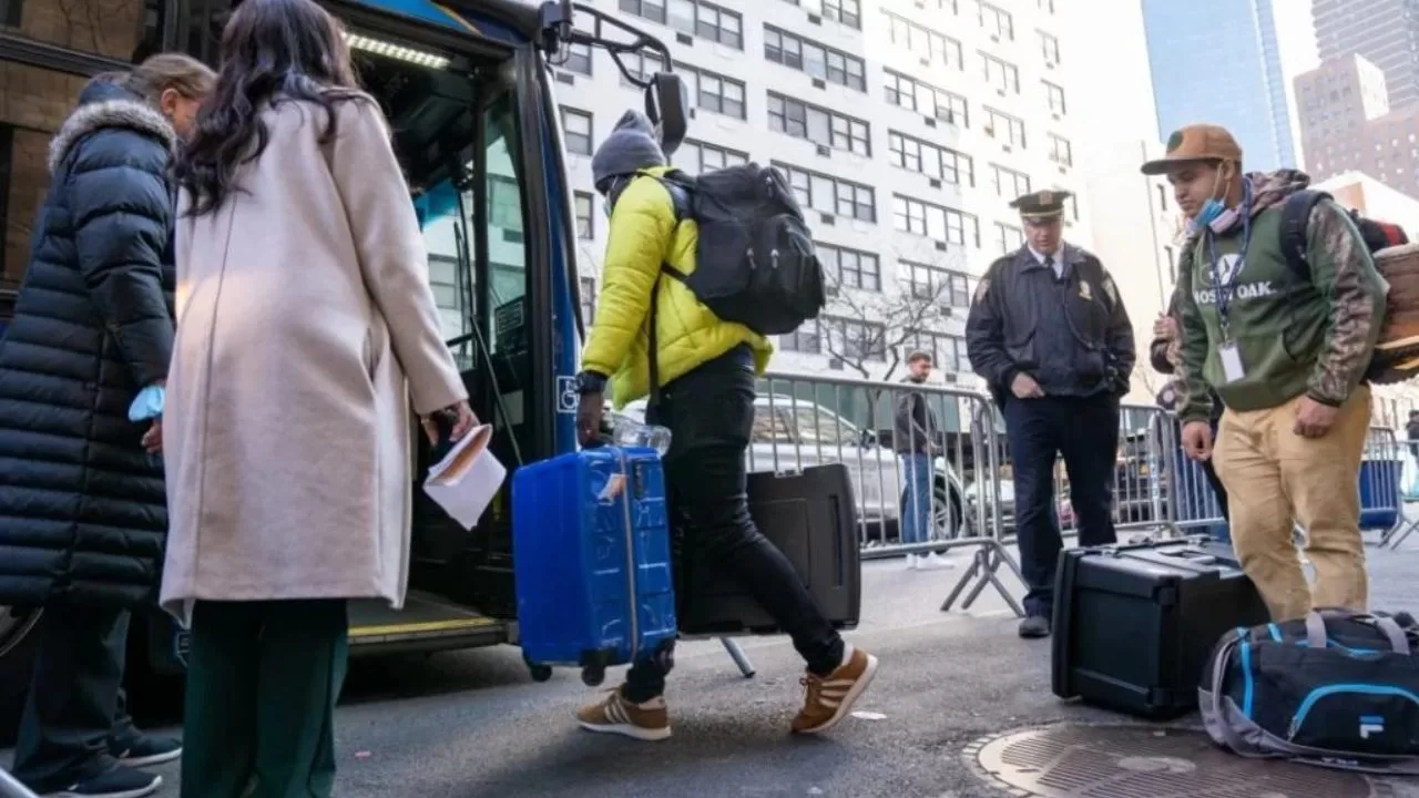 Almost 100,000 immigrants have arrived in NY in one year
