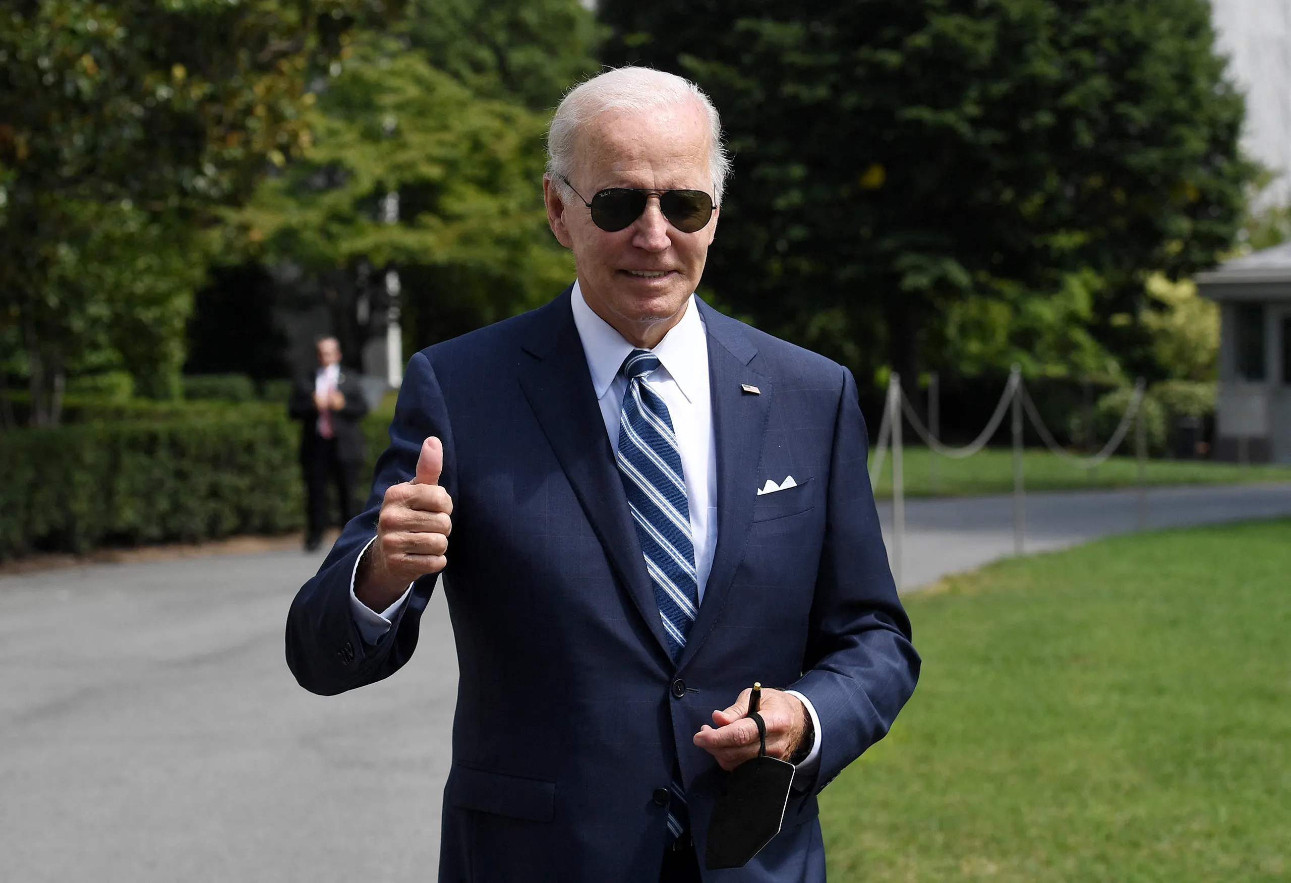 Biden will travel to Hawaii "as soon as possible" to assess the damage from the fires
