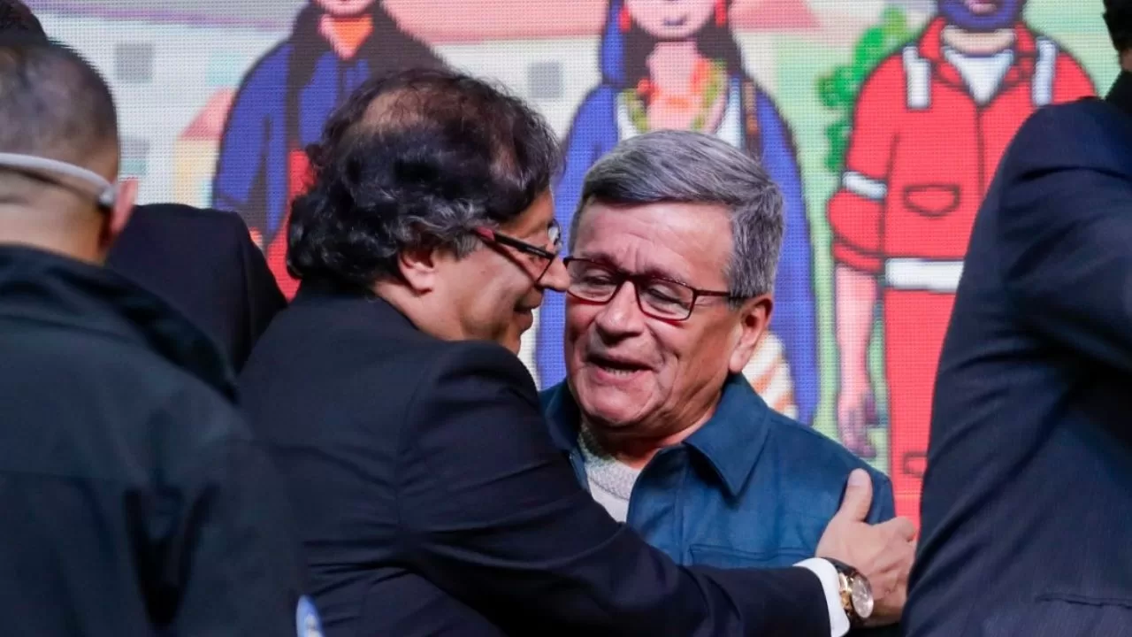 Colombian government and ELN begin a new cycle of peace talks in Venezuela
