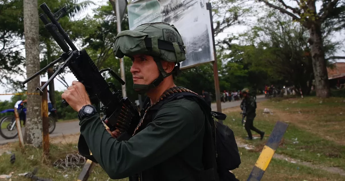 "Do not carry long-range weapons": controversial request by the Police to its uniformed officers in Cauca
