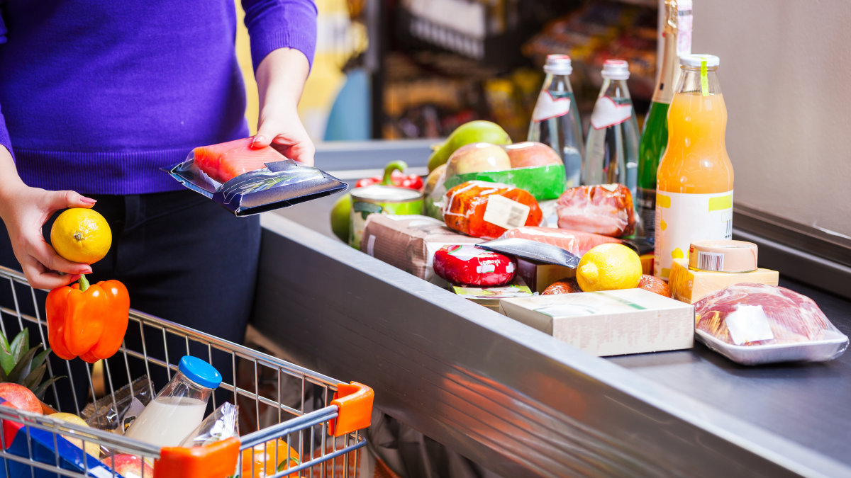 How to keep your food fresh and save money at the supermarket
