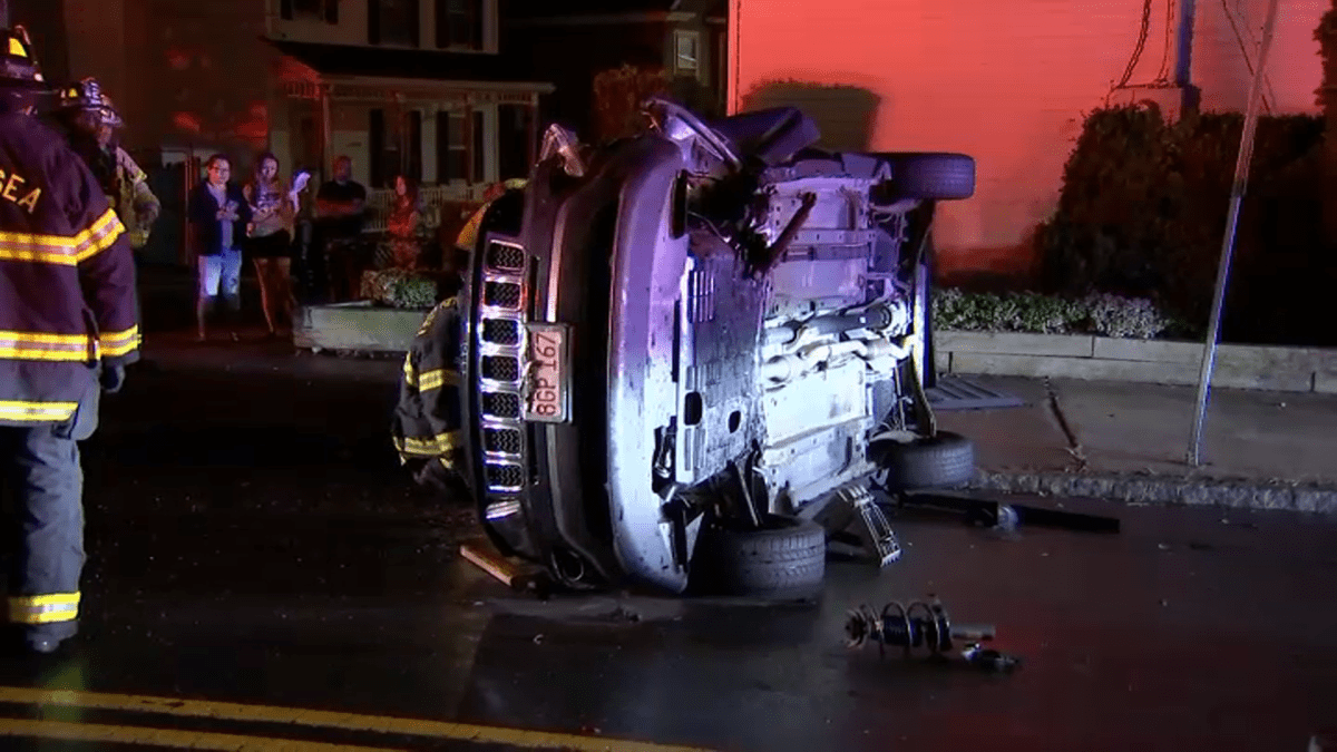 Jeep overturned after road accident in Chelsea
