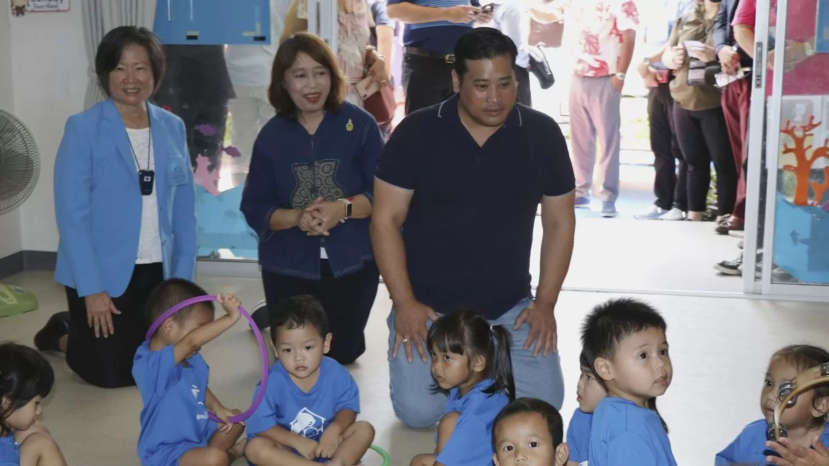 King's son surprise returns to Thailand after 27 years living abroad
