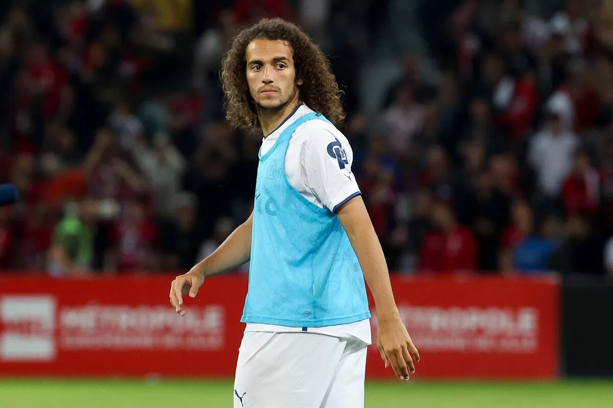 Matteo Guendouzi's wife scares away thieves who had broken into her house in Marseille
