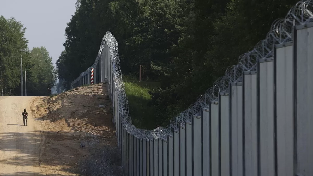 Poland plans to mobilize 10,000 soldiers to the border with Belarus
