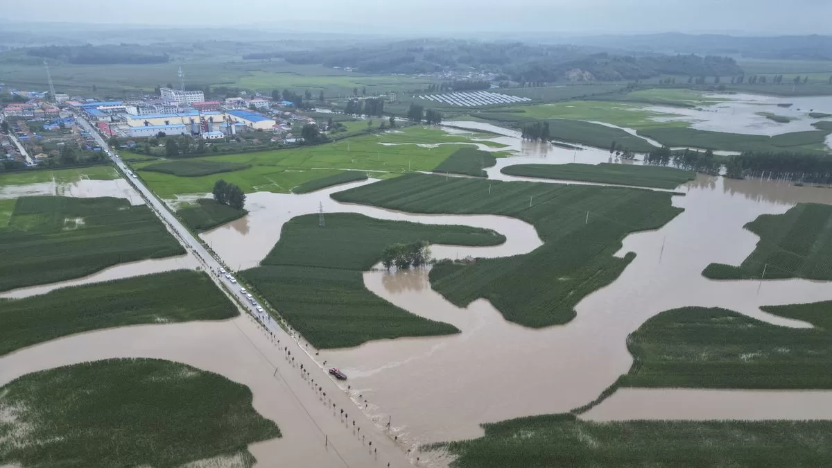 Rains, floods leave thousands evacuated in northeast China
