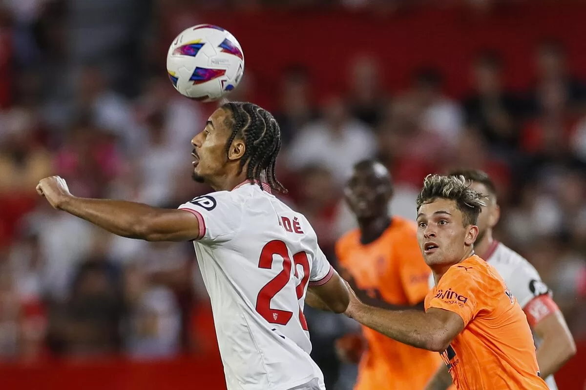 Sevilla opens a wound where he least expected it

