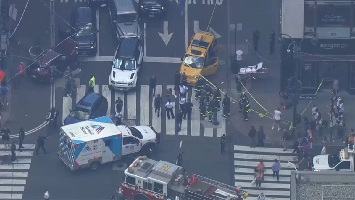 Sources: Ten people struck by driver fleeing police stop in Manhattan
