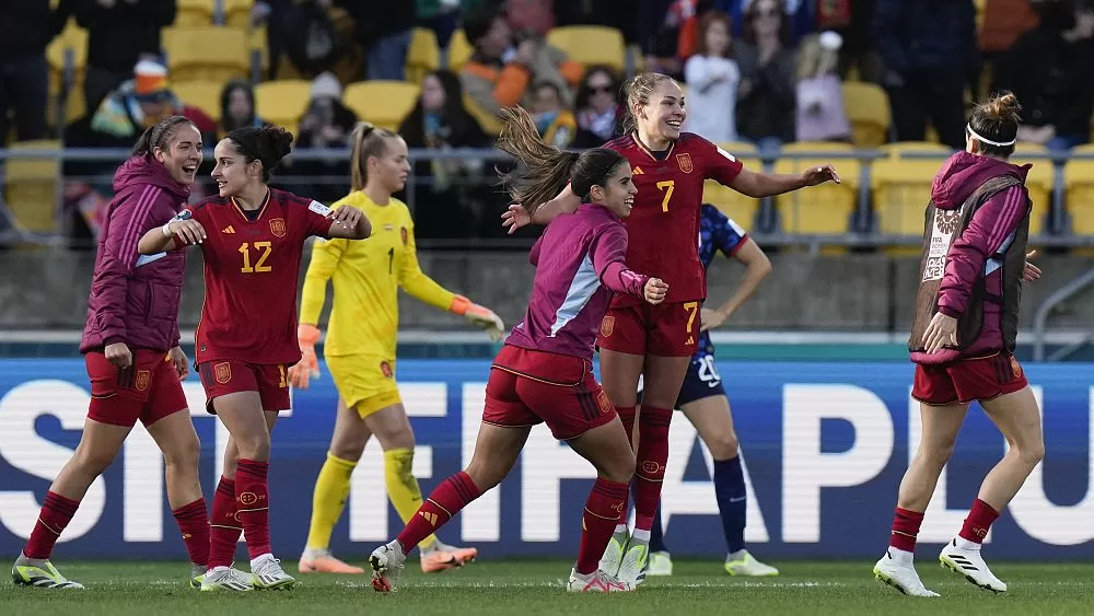 Spain, qualifies for the semifinals of the Women's World Cup after beating the Netherlands
