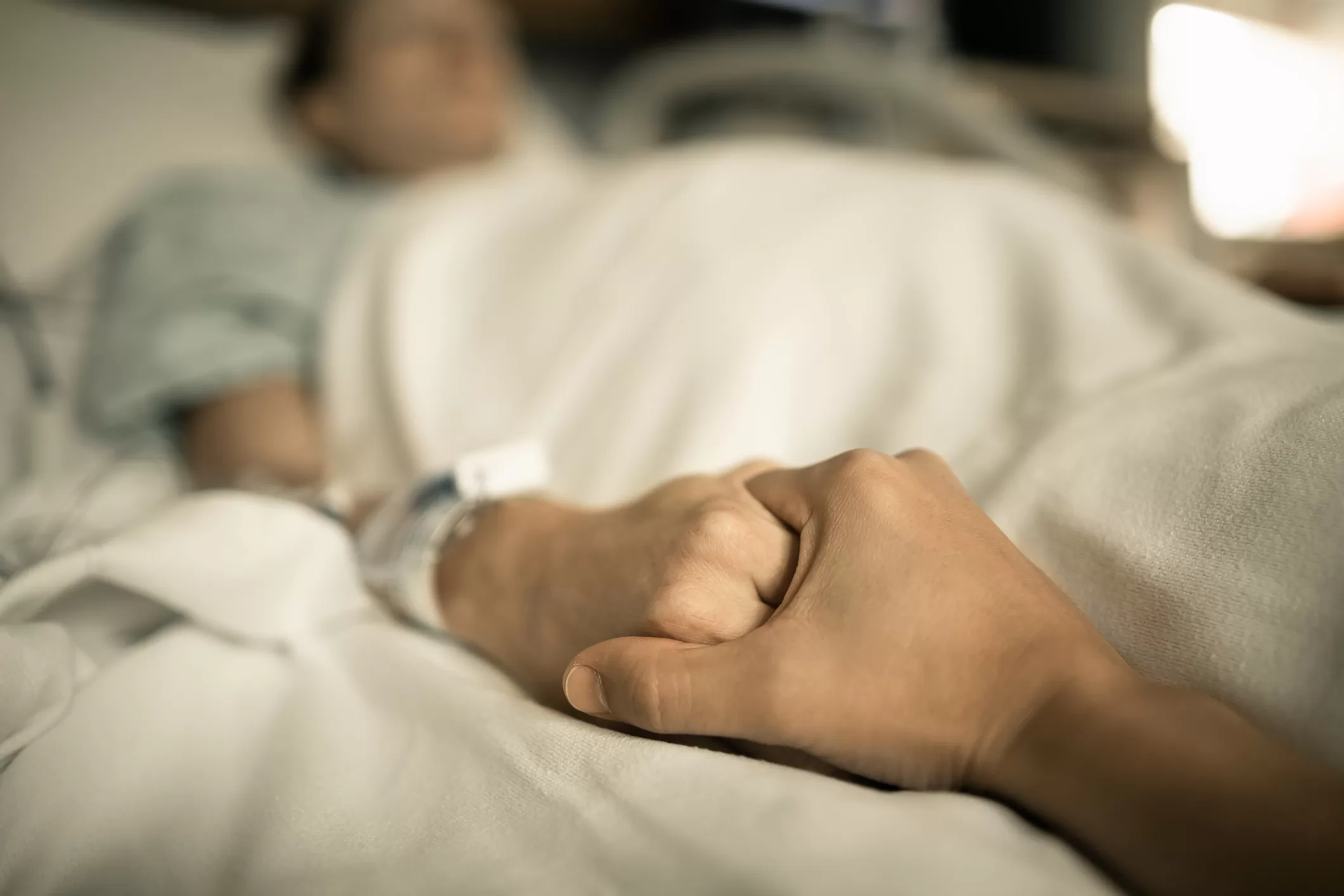 Terminally ill woman asks her husband's last wish: to have sex with her ex
