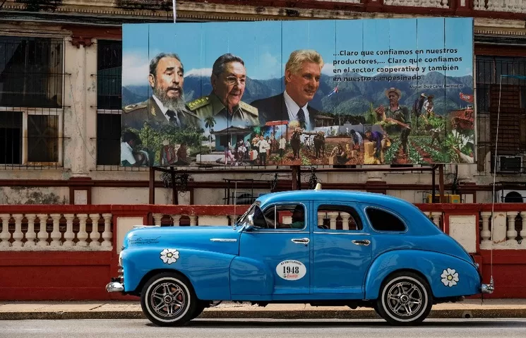 La oficina de los USCIS en La Habana cerró en diciembre de 2018 por reasignación de recursos y por el llamado 