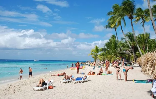 The average stay in the Dominican Republic falls to less than 8 nights
