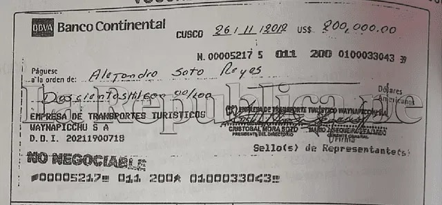 First check for US$200,000 dated November 26 that would prove Alejandro Soto's scam against Transportes Wayna Picchu.  Photo: The Republic.