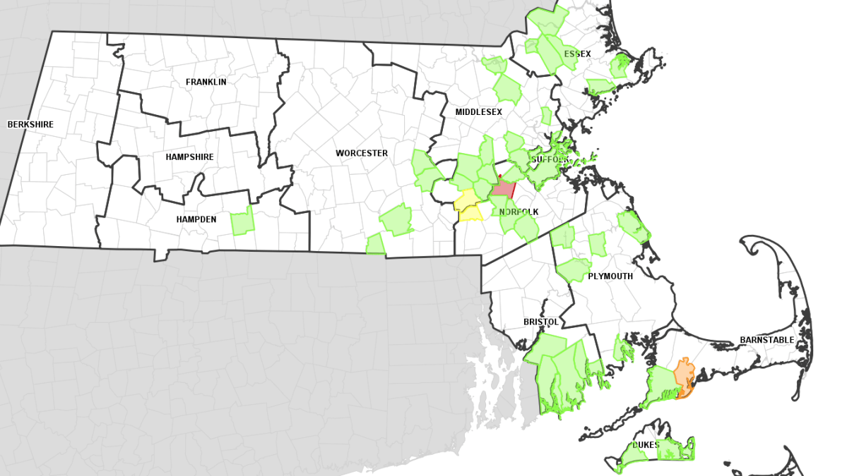 Thousands without power due to severe weather in Mass.
