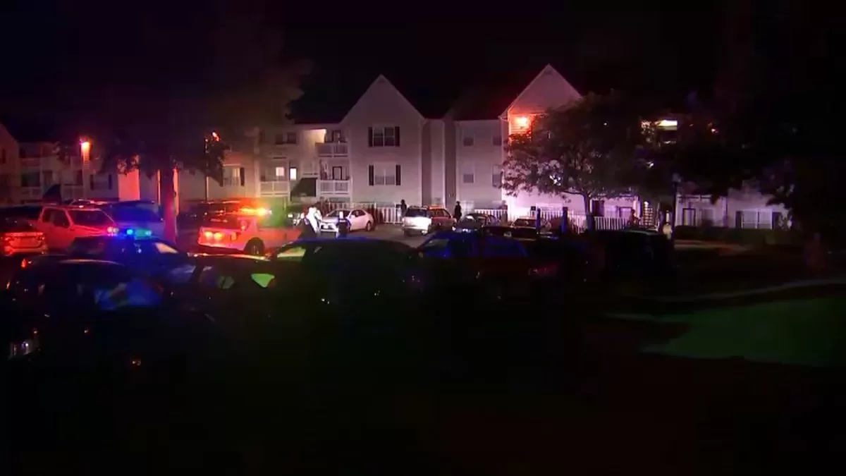 Two people stabbed in a Woodbridge apartment
