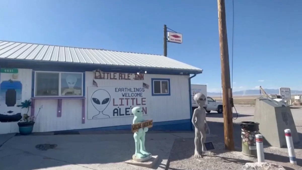  UFOs and aliens?  The enigmatic town in the US neighboring Area 51
