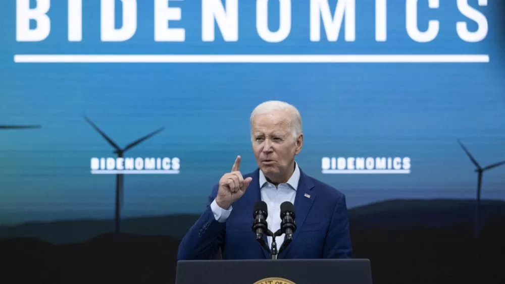  USA |  Joe Biden signs an order to control technology investments directed at China

