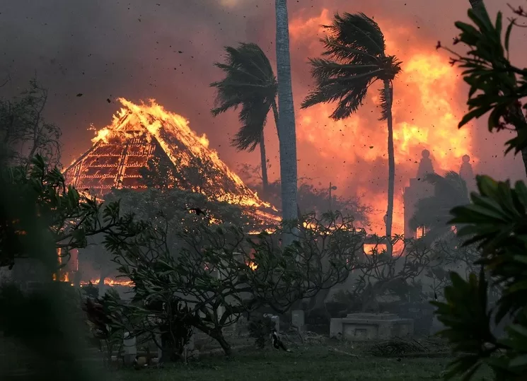 El pueblo de Lahaina, en la isla hawaiana de Maui, ha sido el más afectado por los incendios. La imagen, del 8 de agosto de 2023 Foto Ap