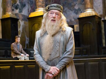 You are currently viewing Actor Michael Gambon, Albus Dumbledore in ‘Harry Potter’, dies at 82