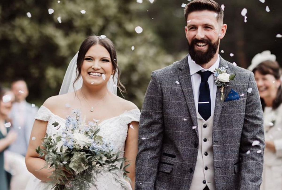 Read more about the article Former Arsenal star Josh Vickers loses wife three months after getting married