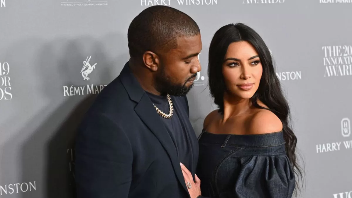 Read more about the article Kim Kardashian feels “embarrassed and worried” about Kanye West