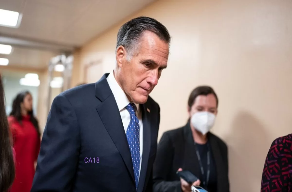 Mitt Romney Announces He Will Not Seek Reelection