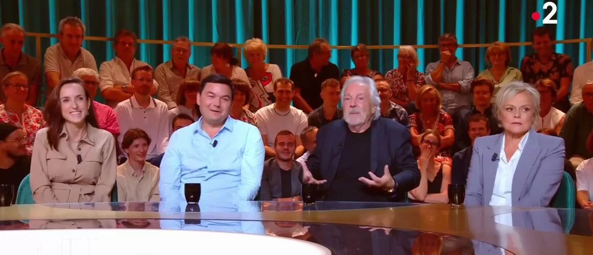 You are currently viewing “It’s a terrible mess”: Pierre Arditi gives a huge rant about politics (VIDEO)