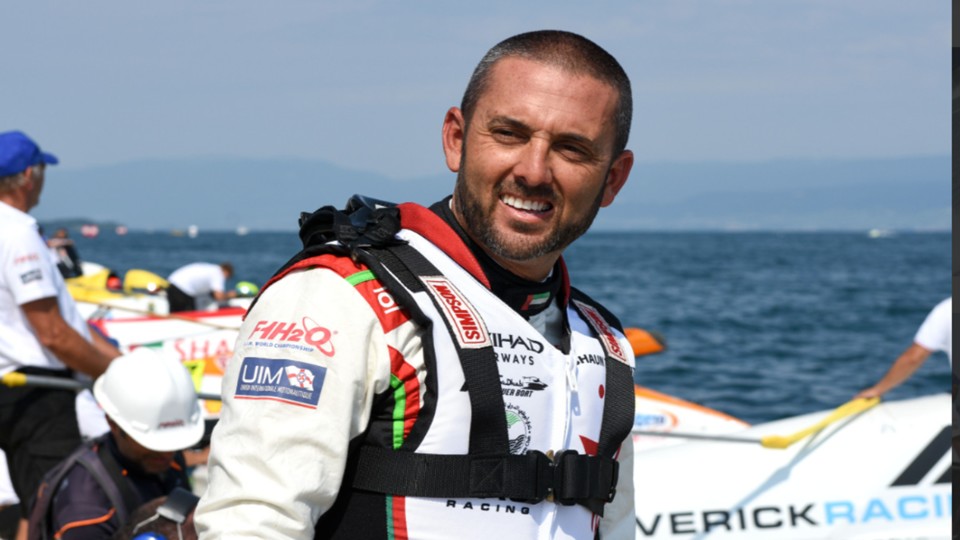 Shaun Torrent drives for Team Abu Dhabi.  (Image source: f1h2o.com)