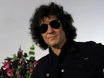Read more about the article Enrique Bunbury explains how he has solved the vocal problems that kept him away from the stage