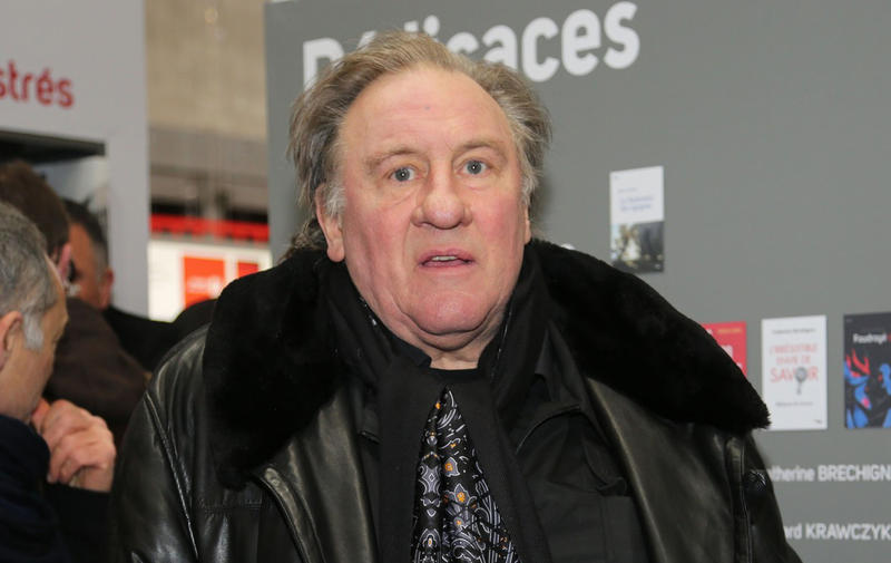 Read more about the article Gerard Depardieu auctions his art collection / The auction will take place on Tuesday and Wednesday