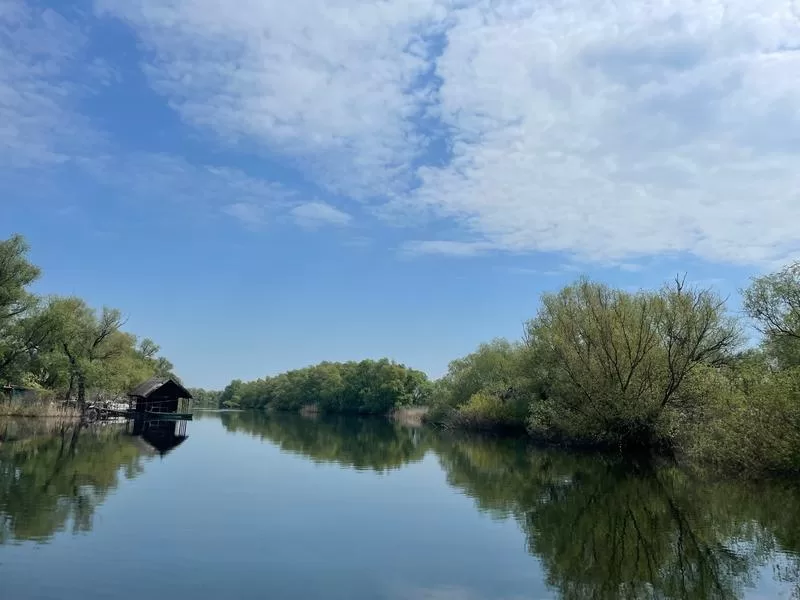 Read more about the article Two boats collided in the Danube Delta / A missing man is being searched by a SMURD helicopter