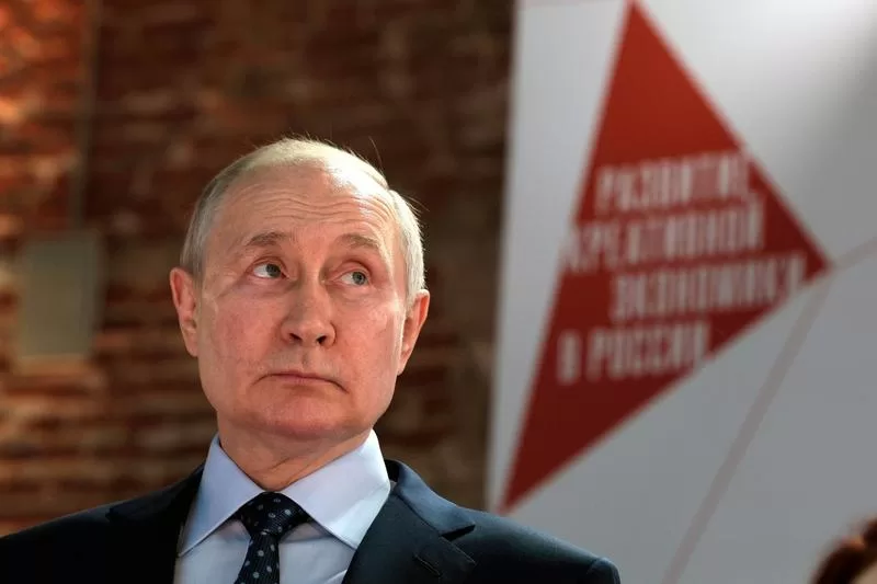 Read more about the article Putin says Russian economy is ‘stable’ / Ruble contradicts him and EU proposes new sanctions