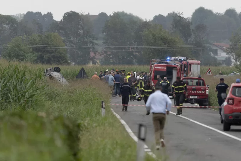 You are currently viewing VIDEO A military plane crashed during training in Italy, killing a 5-year-old girl / Her parents and brother were also injured