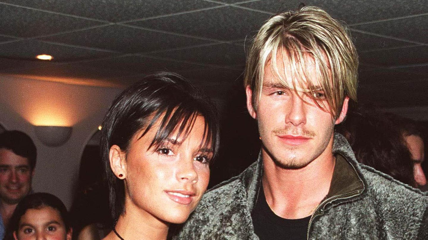 Read more about the article Victoria + David Beckham: Victoria and David Beckham remember the beginnings of their relationship