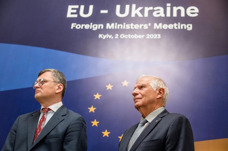 Read more about the article Ukrainian victory depends on cooperation with Europe, Zelenskiy told EU foreign ministers meeting in Kiev / “I don’t see any member state faltering.”  Borrell proposed a new aid package of 5 billion euros