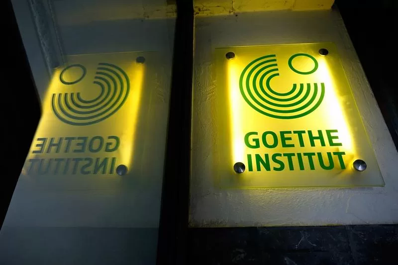 Read more about the article Berlin closes the Goethe Institutes in France, Italy, Holland and the USA