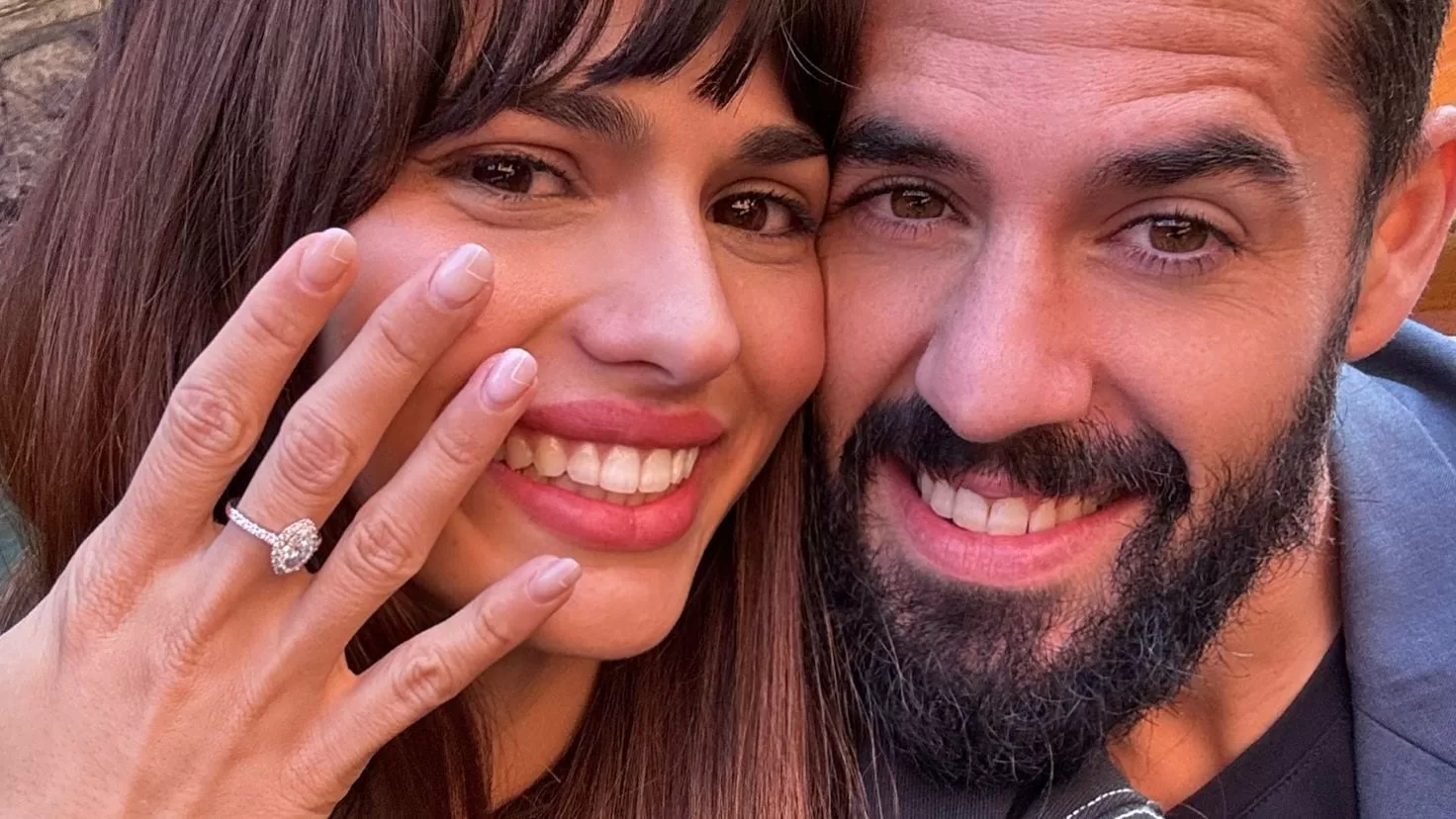 Isco and Sara Slamo announce their engagement

